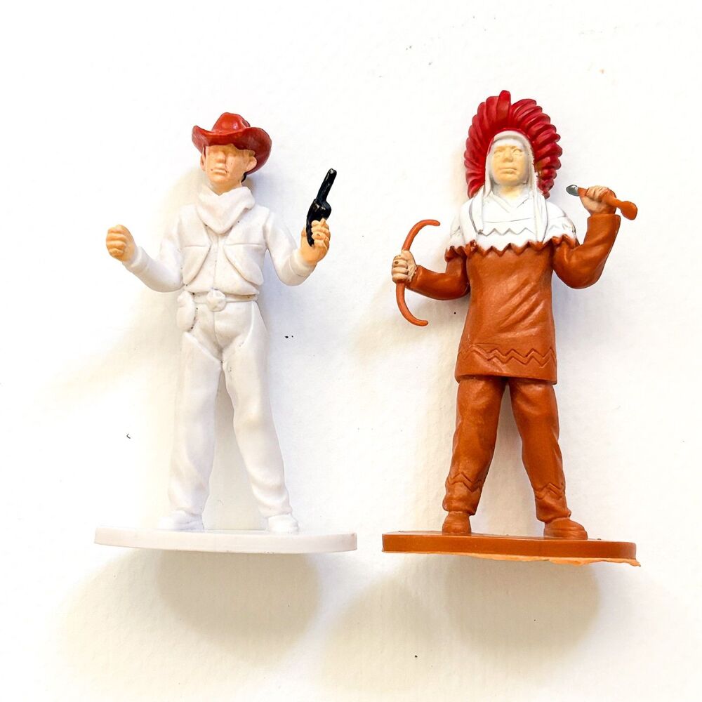 Vtg C-P Inc Western Cowboy Indian Toy Figure Hard Plastic Bow Arrow Gun Pistol
